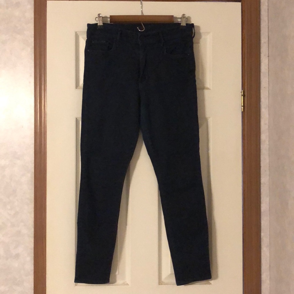 MOTHER jeans. High waisted. Looker ankle.